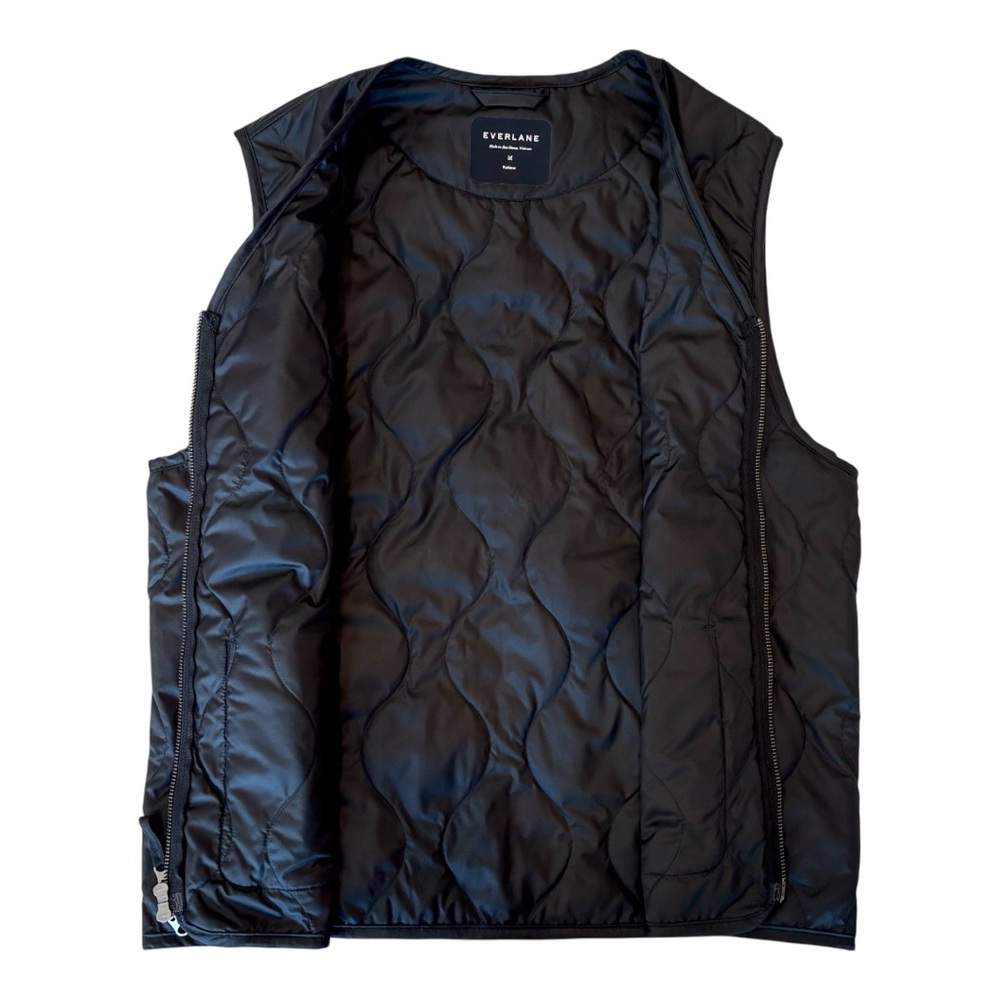 Everlane ReNew Quilted Black Liner Vest Medium Primaloft Zip Puffer Lightweight - Picture 4 of 10